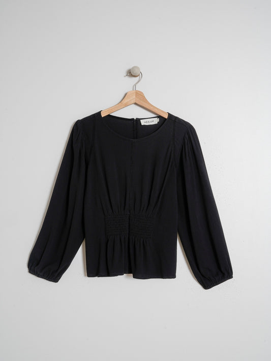 BLUSA LISA ROMÁNTICA