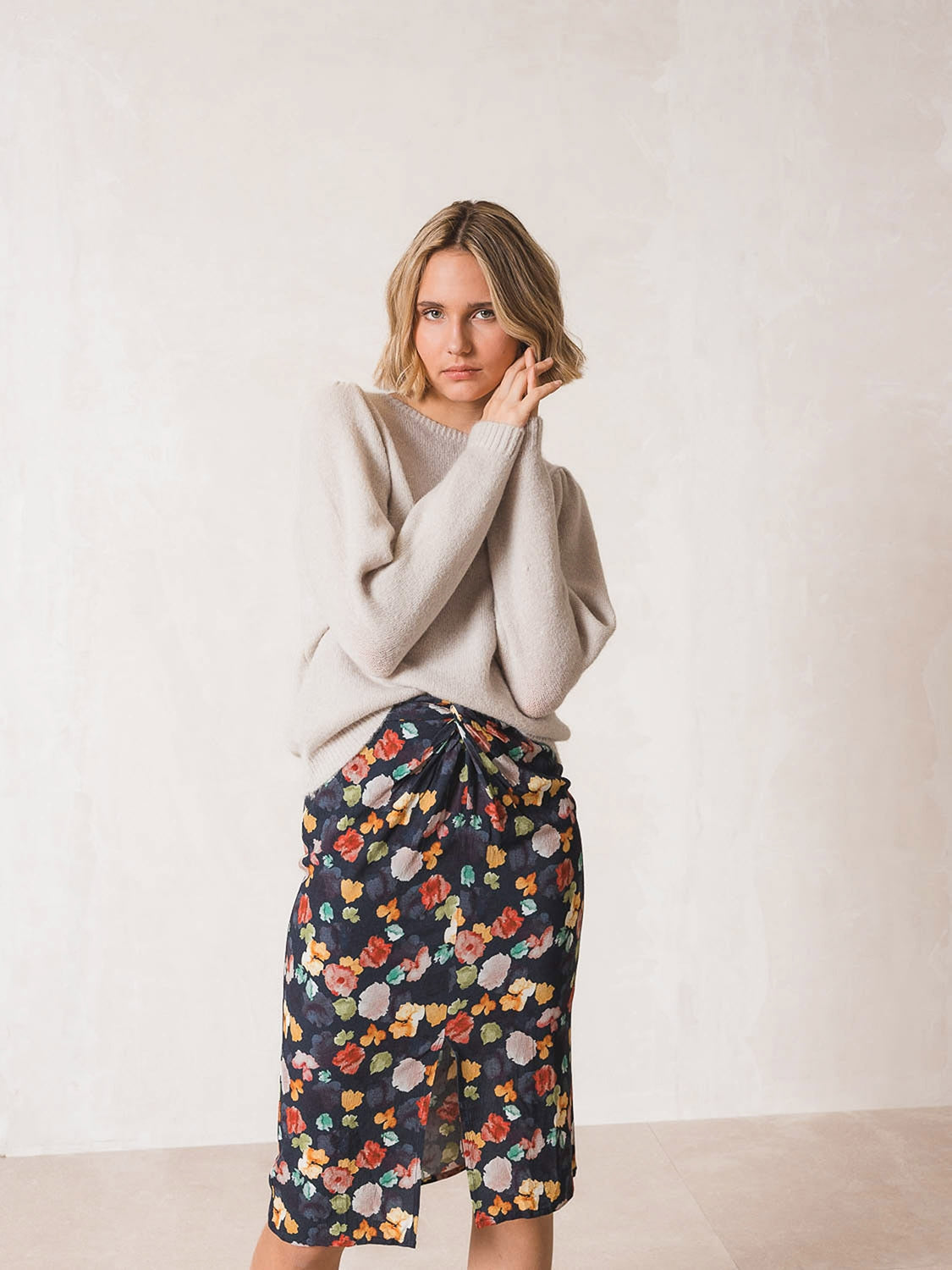 KNOT PENCIL SKIRT