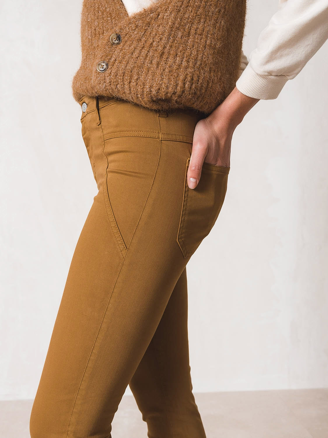 PANTALÓN CLÁSICO SLIM