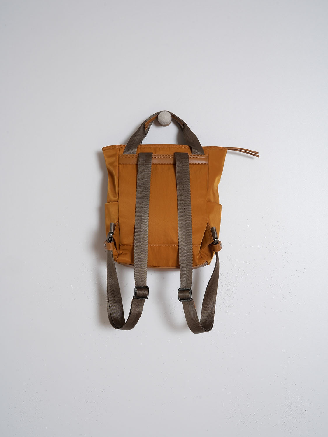 BOLSO MOCHILA NYLON