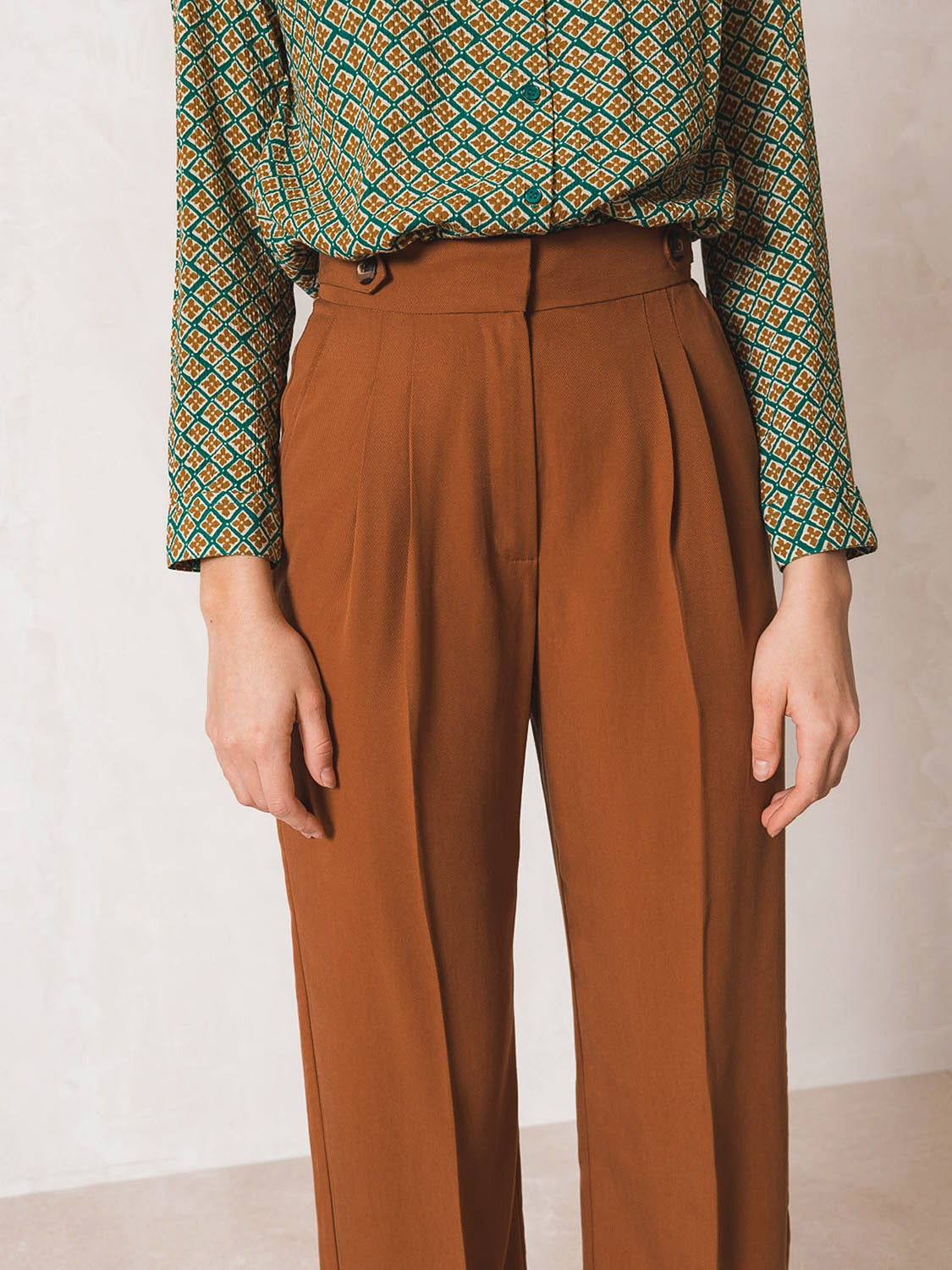 PANTALÓN FLARE TRAJE