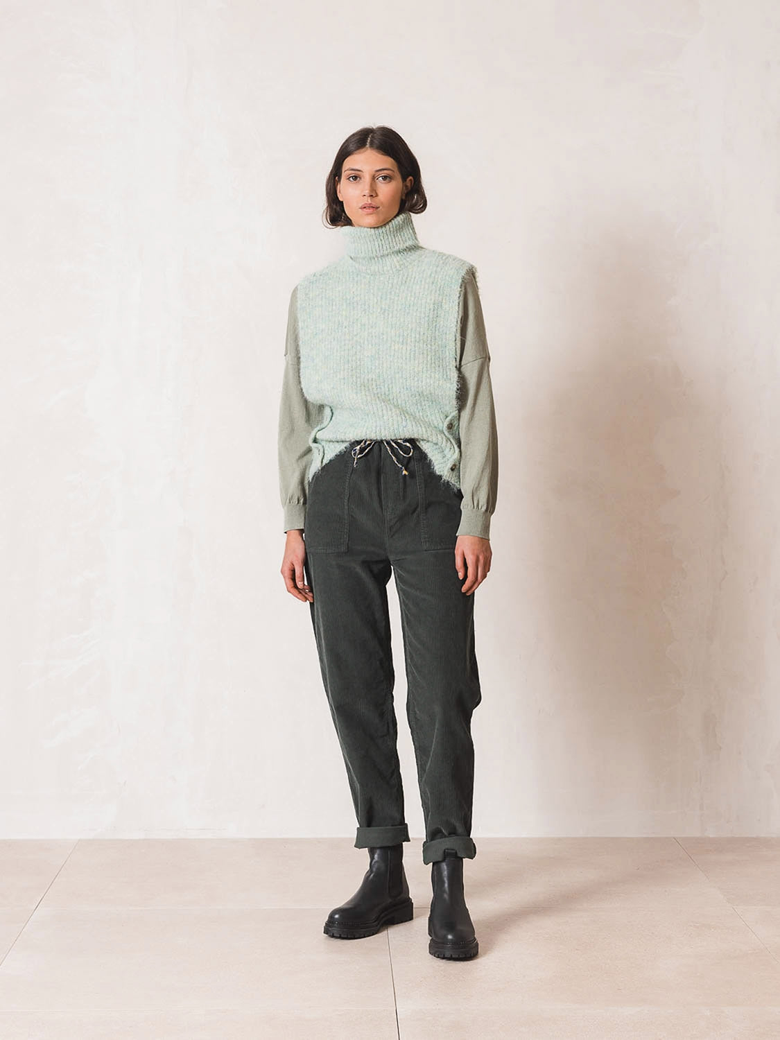 PANTALÓN MICROPANA
