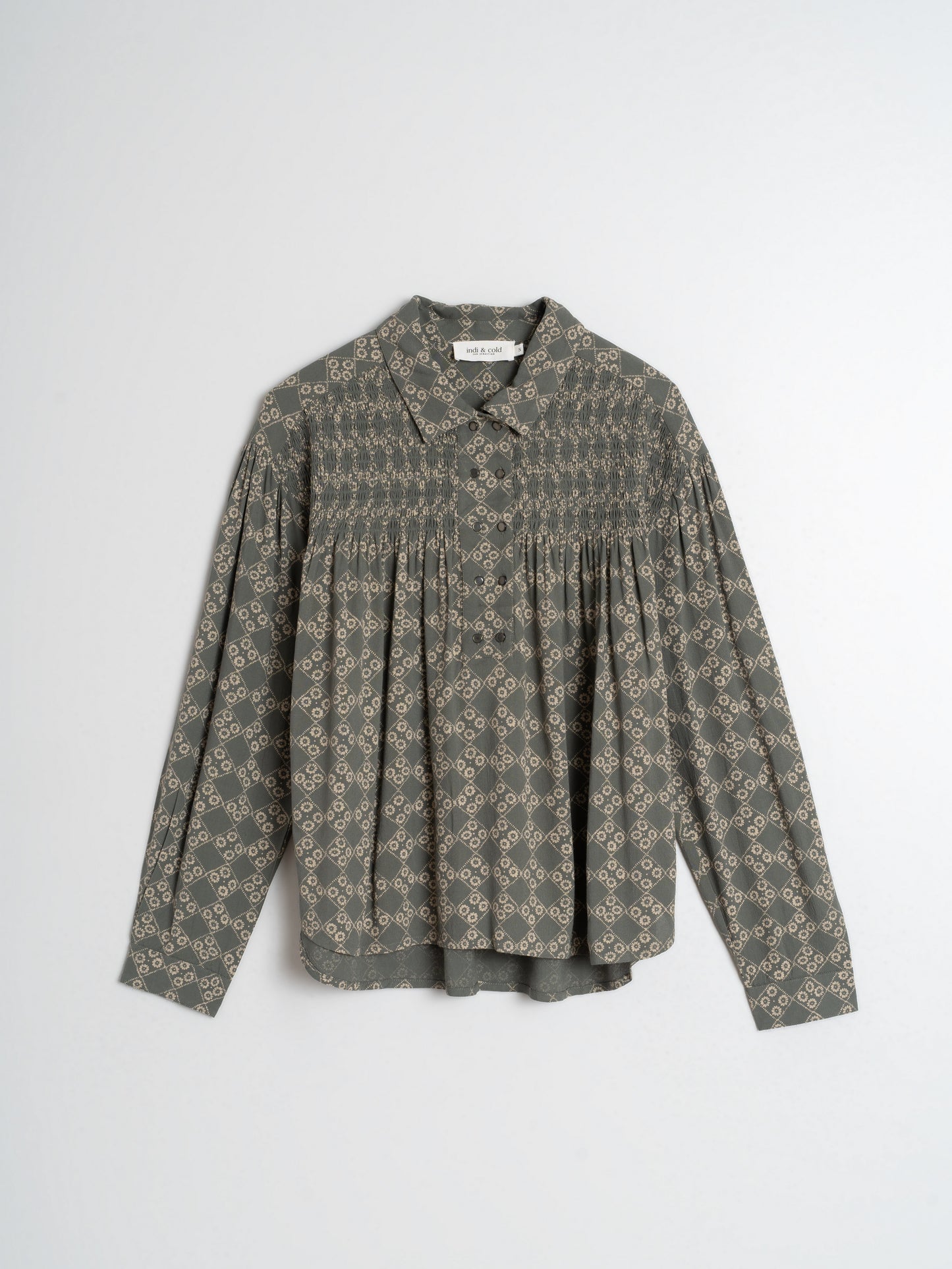 BLUSA DETALLE SMOKE