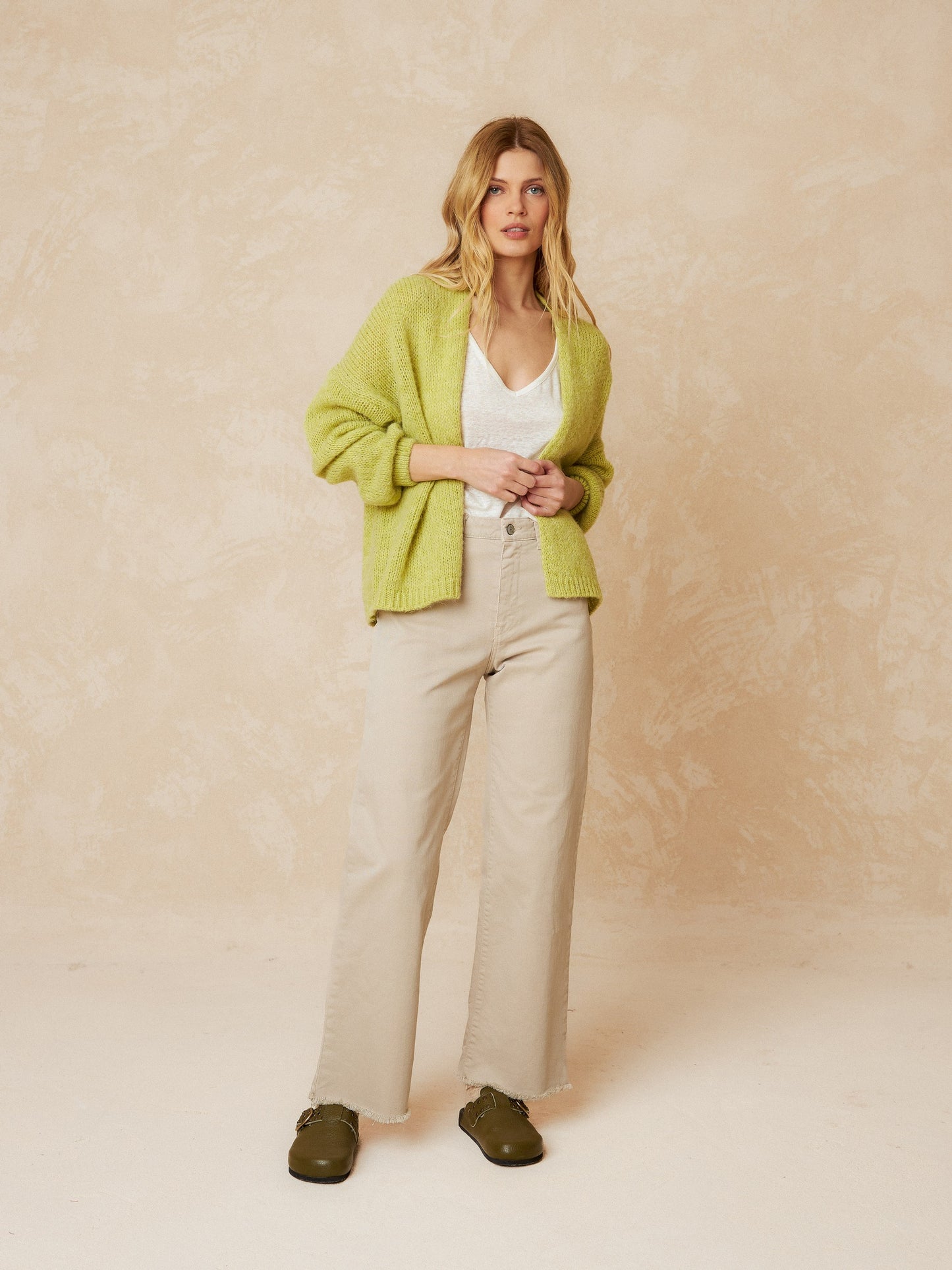 PANTALÓN CROP HARRY