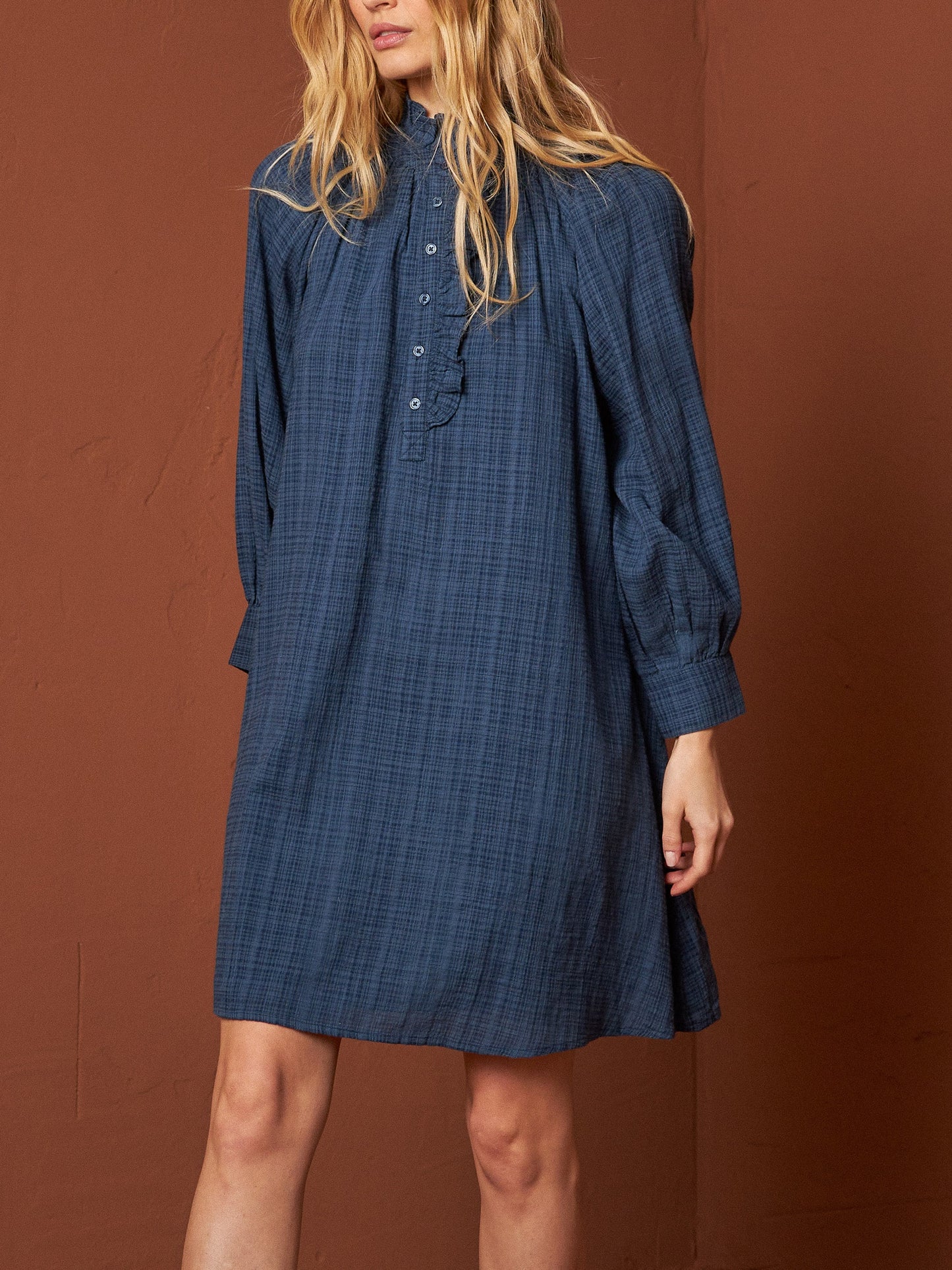 VESTIDO CUELLO FRUNCIDO