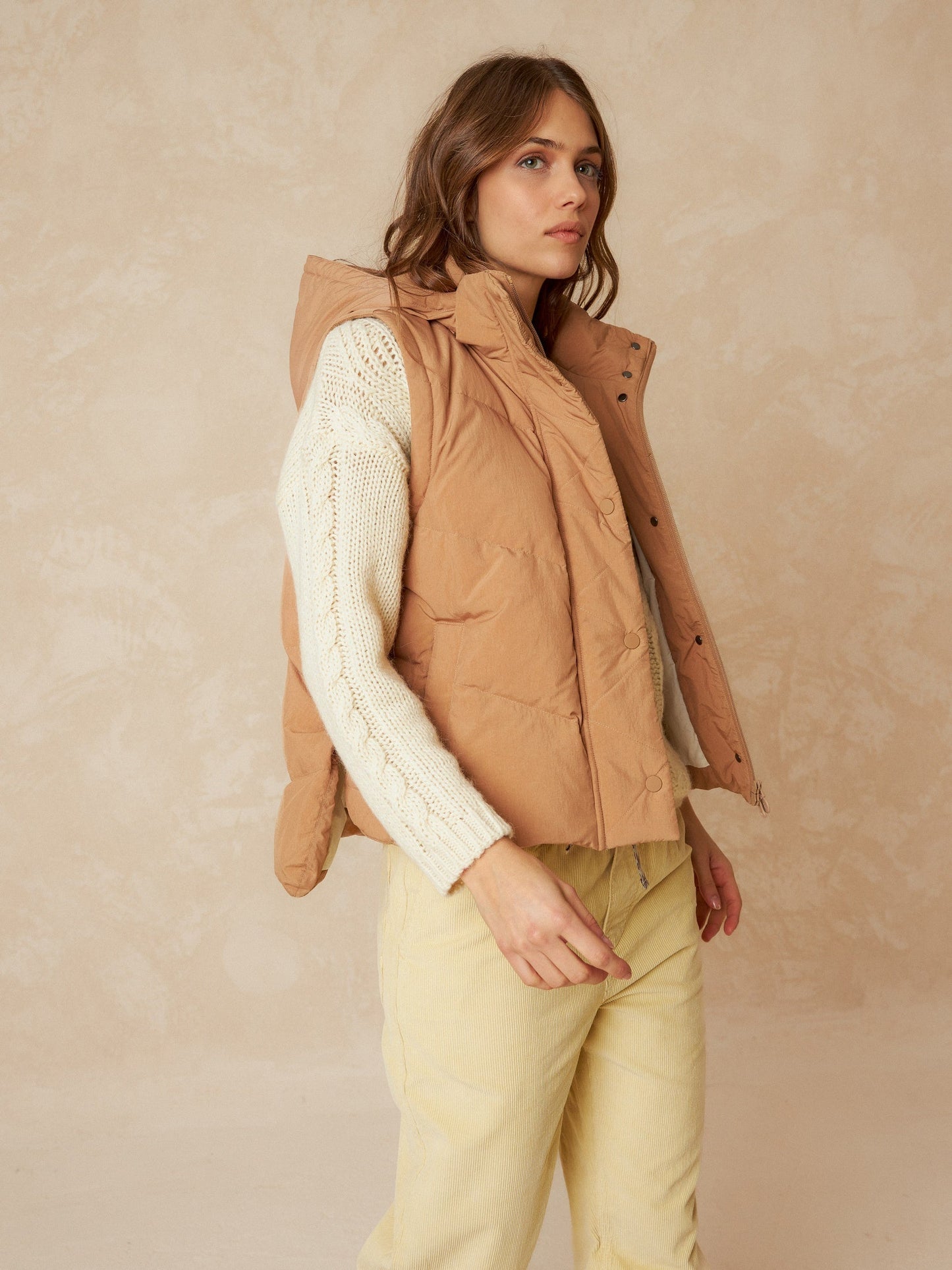 CONVERTIBLE DOWN COAT