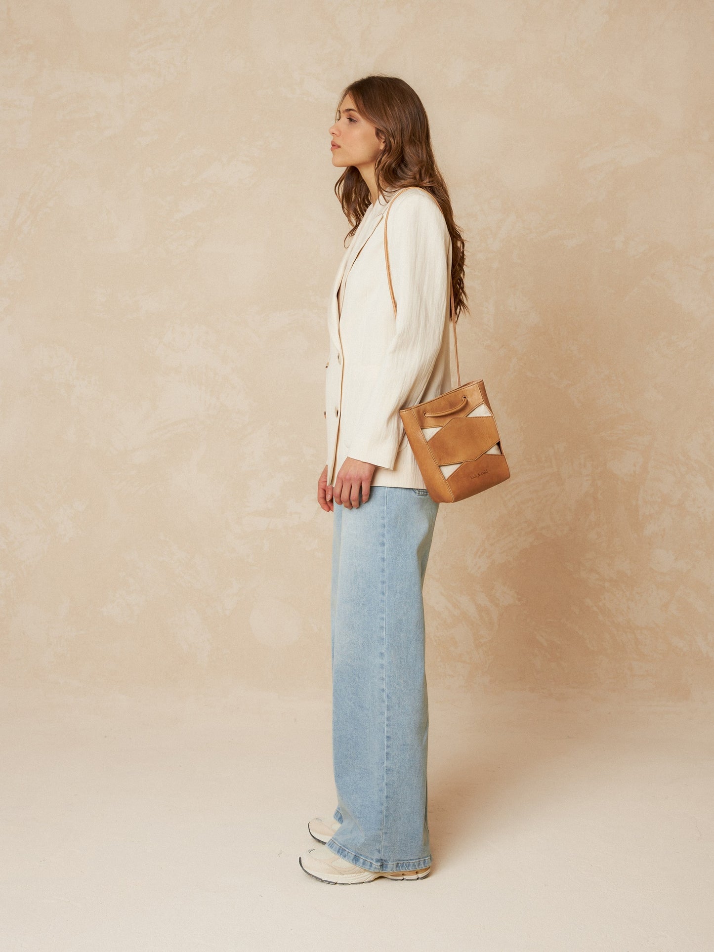 BOLSO PIEL CONTRASTE