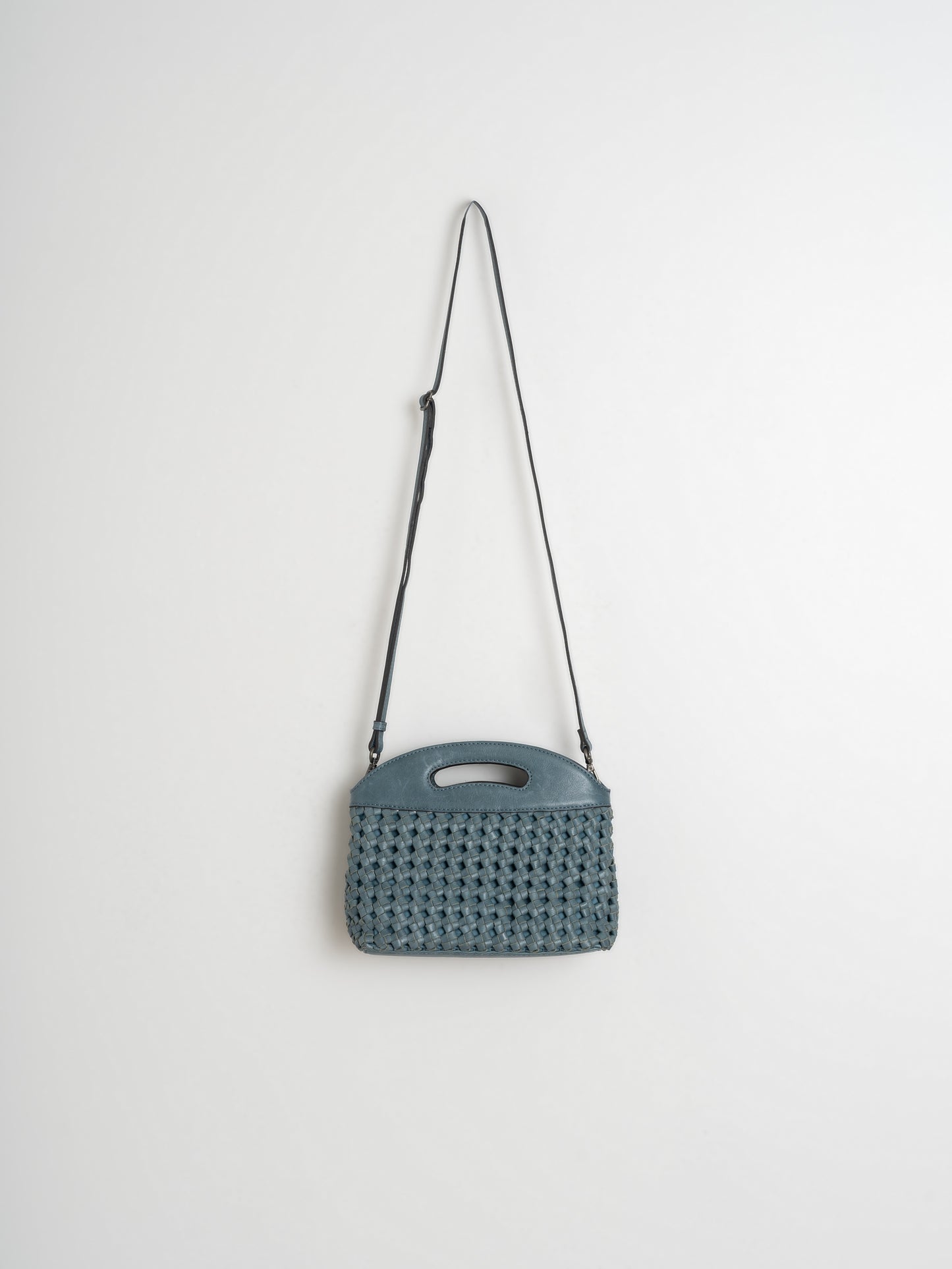 LEATHER KNOT BAG