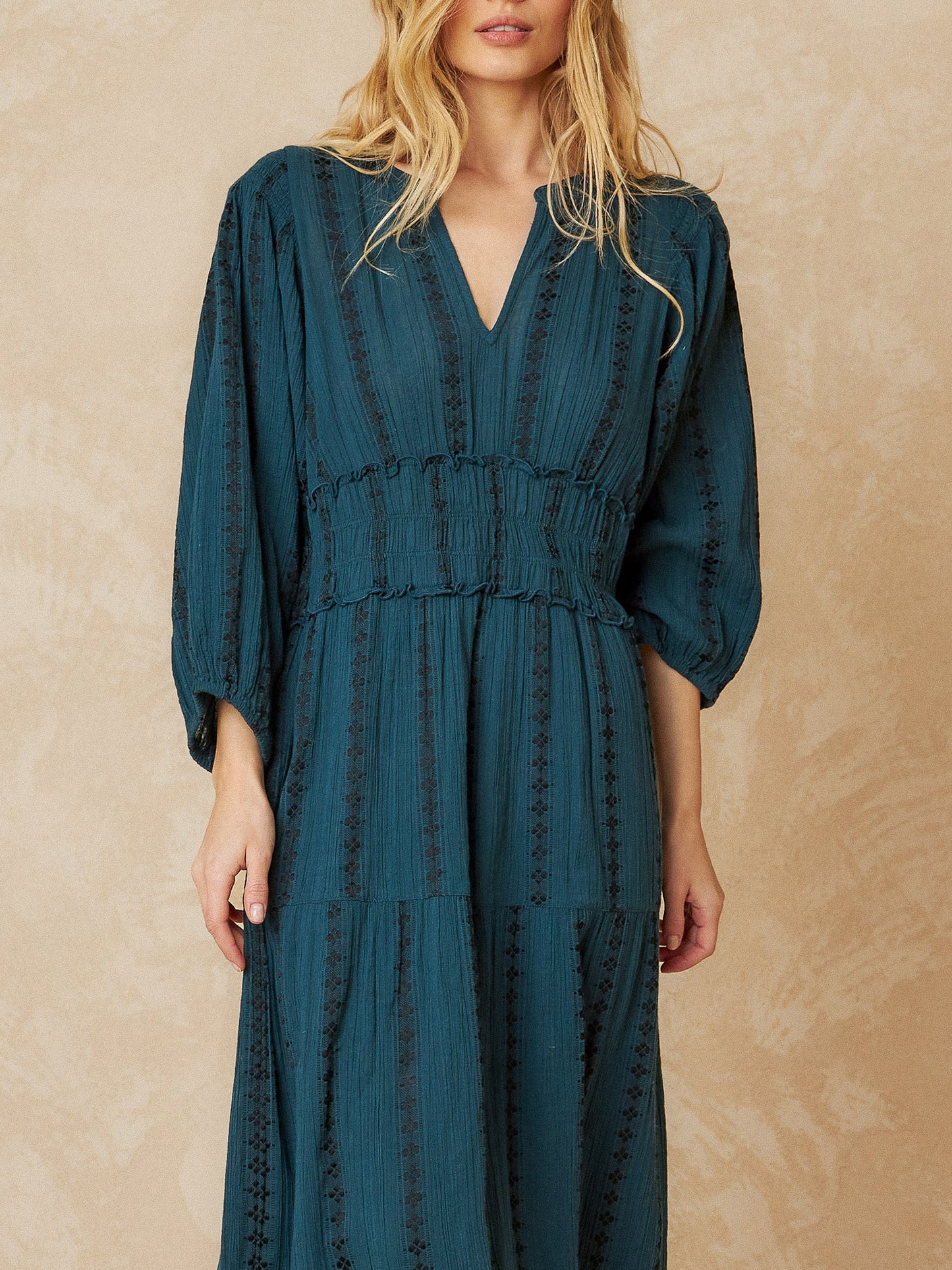 VESTIDO JAQUARD VISCOSA