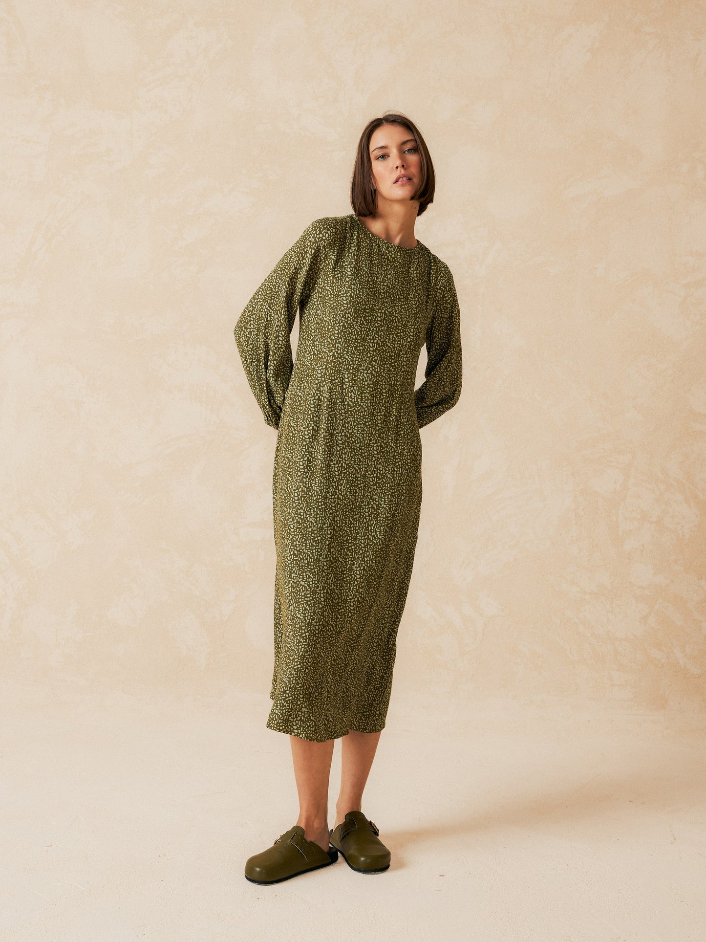 MAXI VESTIDO CREPADO