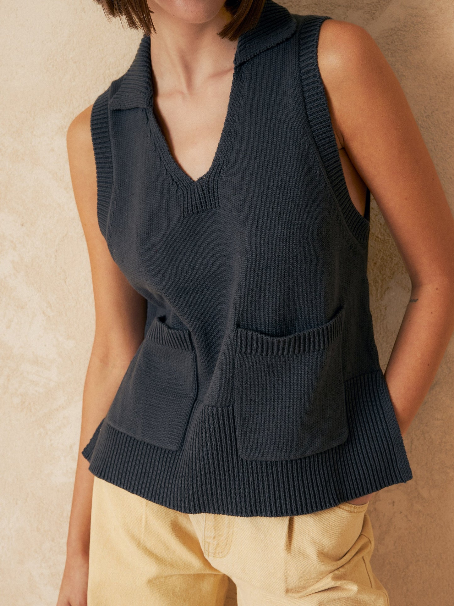 CHALECO CUELLO POLO
