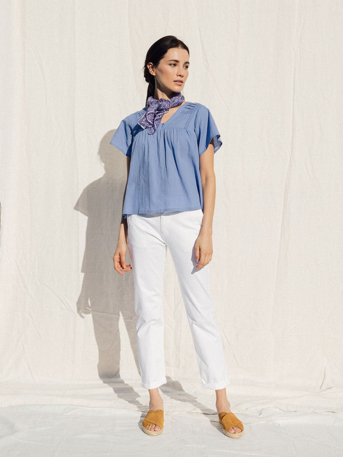 BLUSA ALGODÓN PUNTILLAS