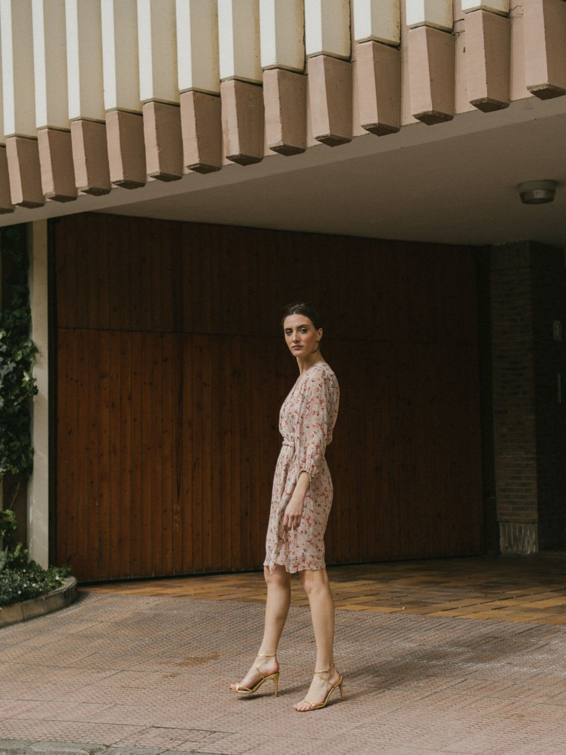 VESTIDO CRUZADO LUREX