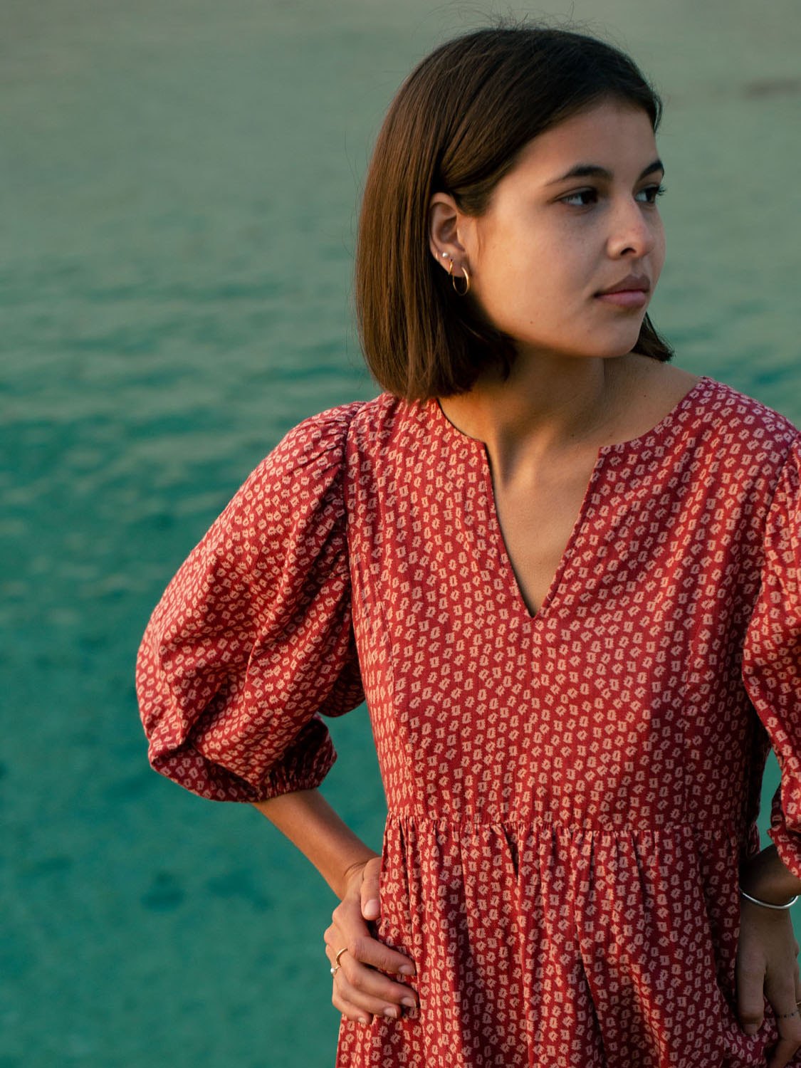 VESTIDO CORTO OVERSIZE ESTAMPADO BAHÍA