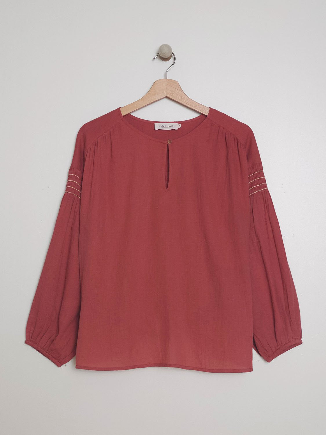 BLUSA BORDADO CONTRASTE