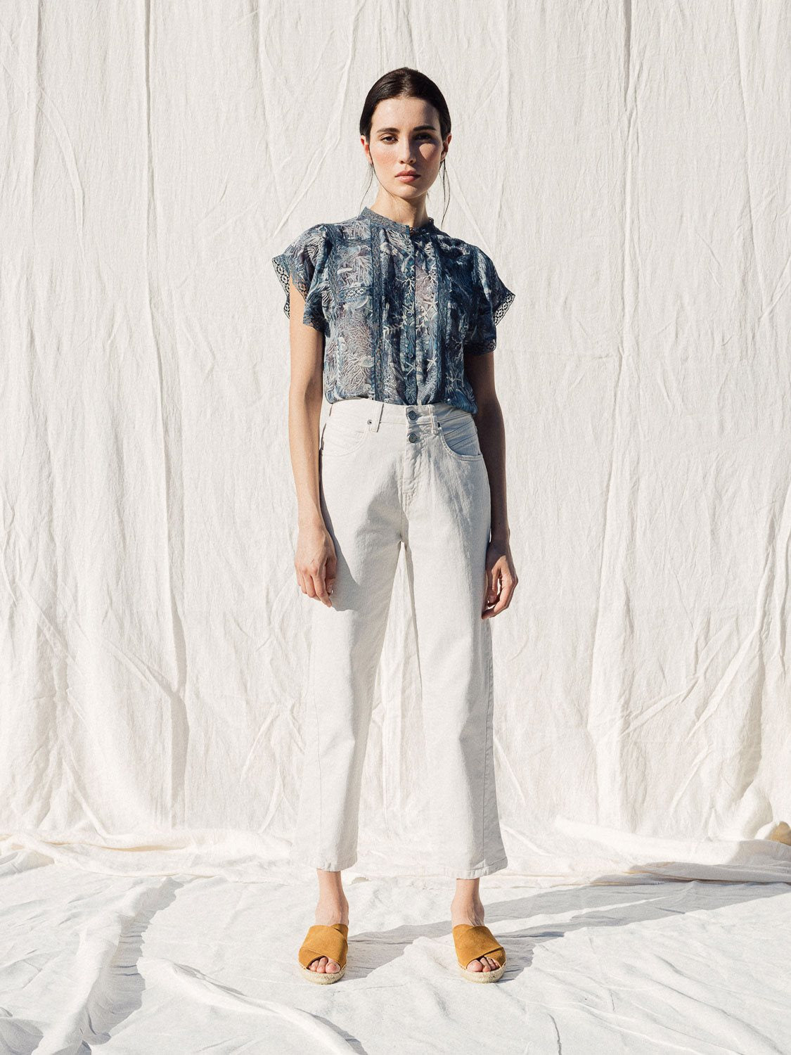 PANTALÓN MOM-FIT