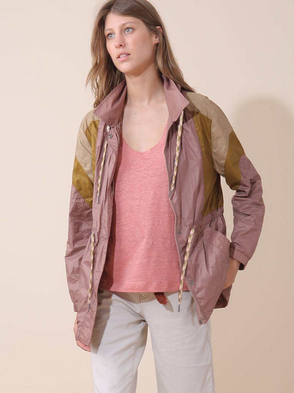IMPERMÉABLE RÉTRO MULTICOLORE