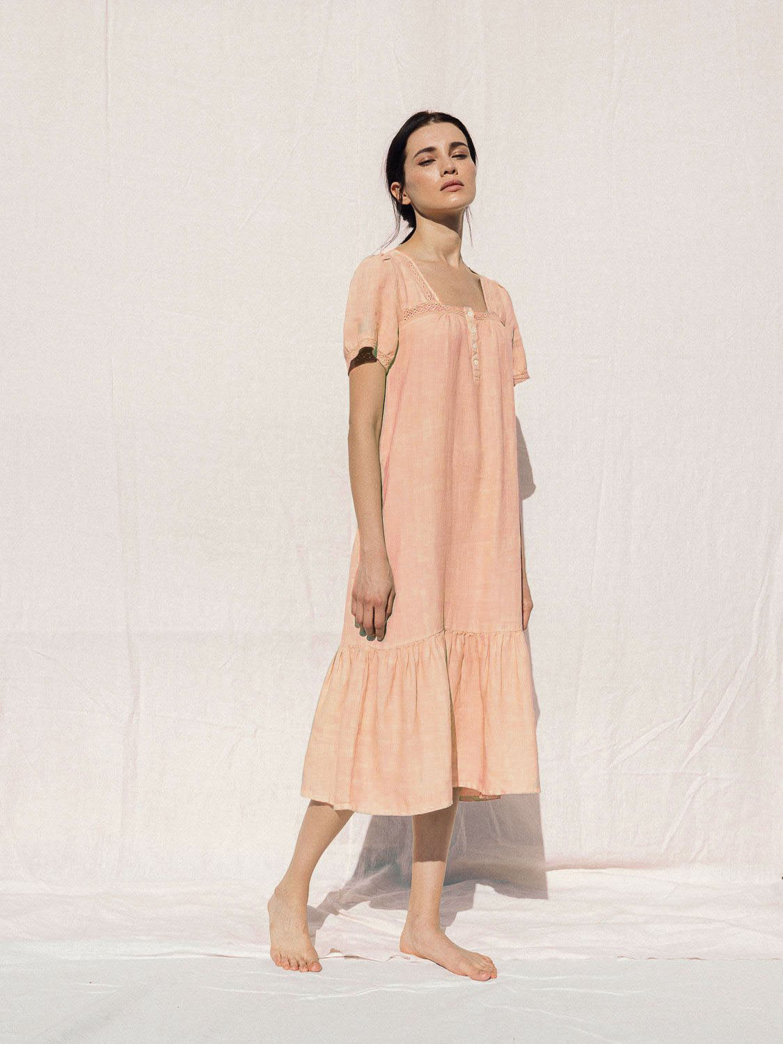 VESTIDO ROMÁNTICO CÁÑAMO