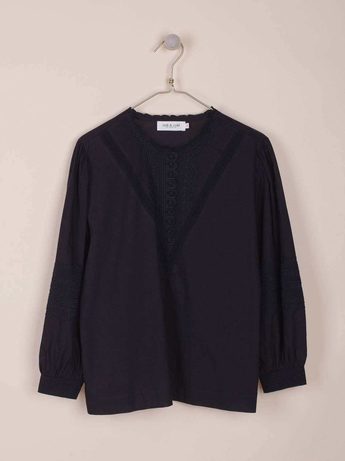 BLUSA BOTONES BORDADOS