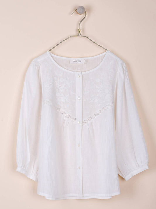 CONTRAST EMBROIDERY SHIRT