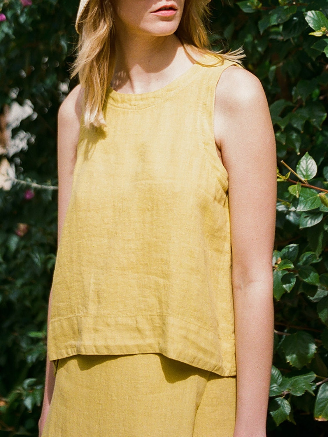 CROP TIRANTE LINO