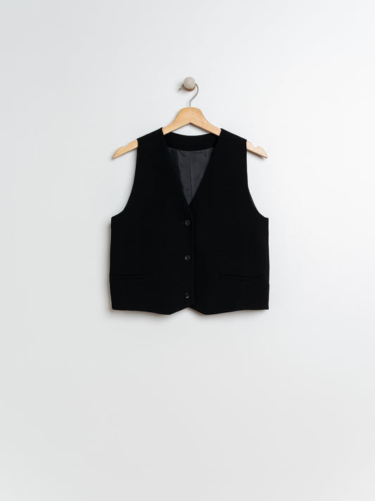 TAILORED VEST