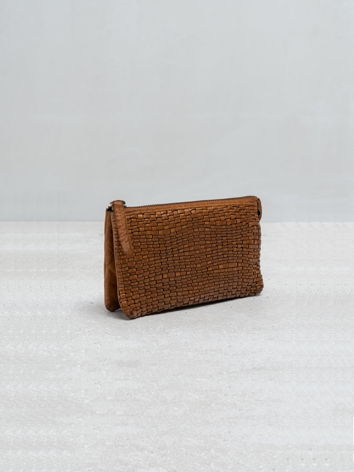 CARTERA TRENZADA