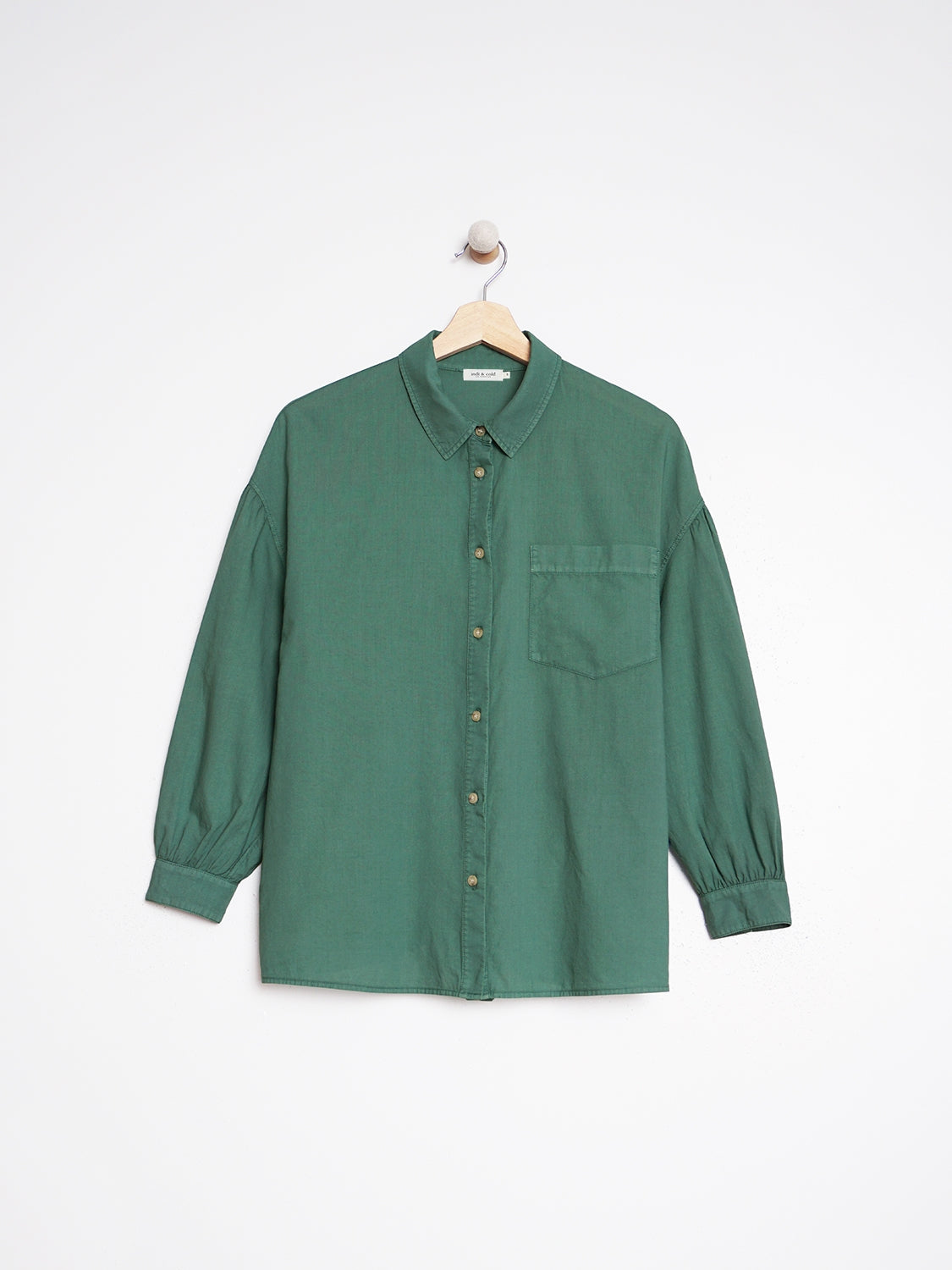 CAMISA OVERSIZE ABULLONADA