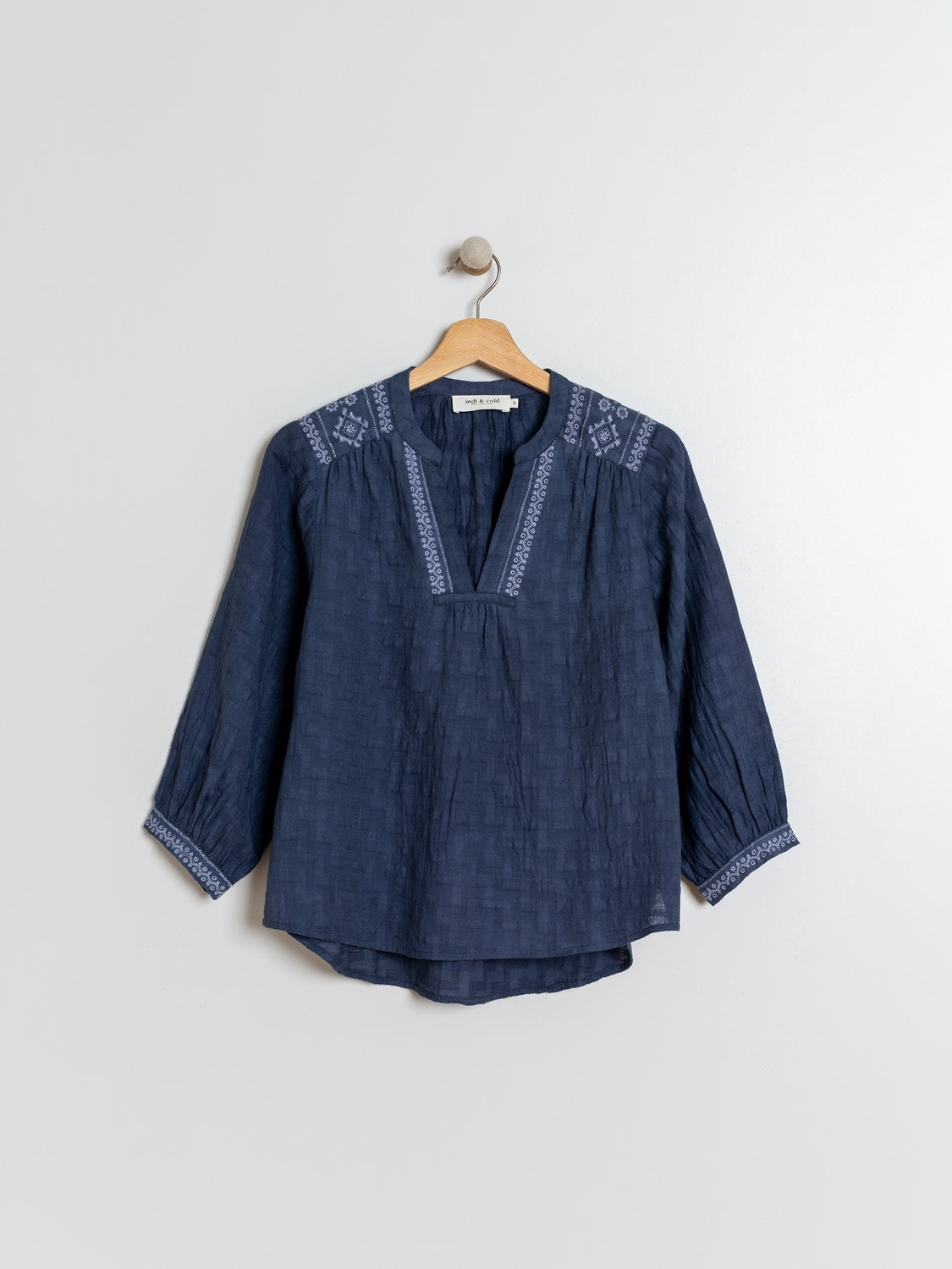 SHIRT WITH EMBROIDERY