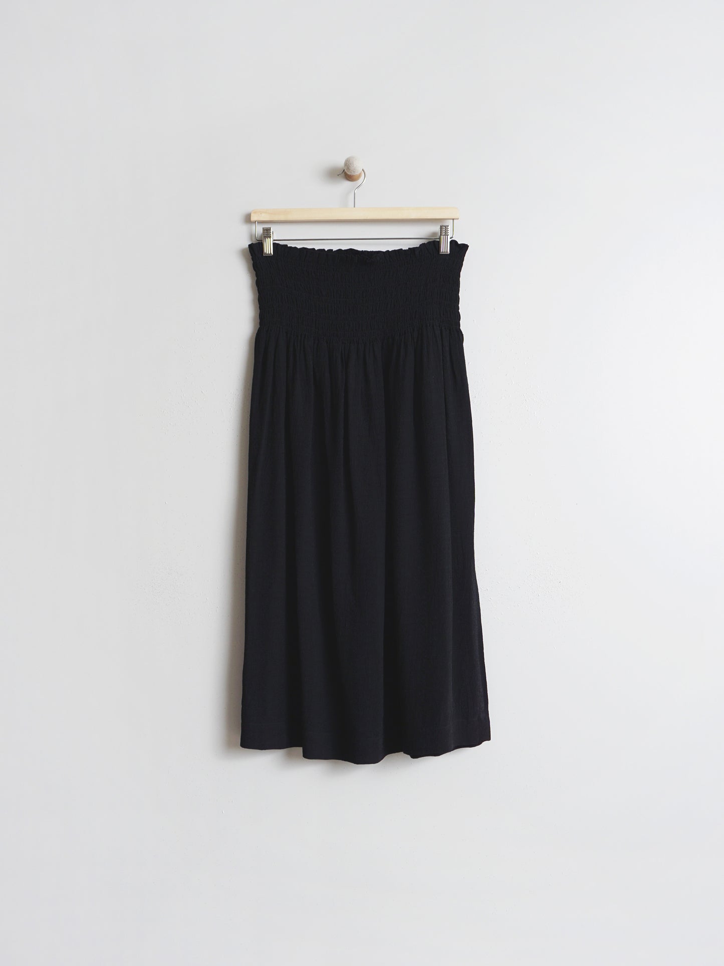 FALDA MIDI ENGOMADA