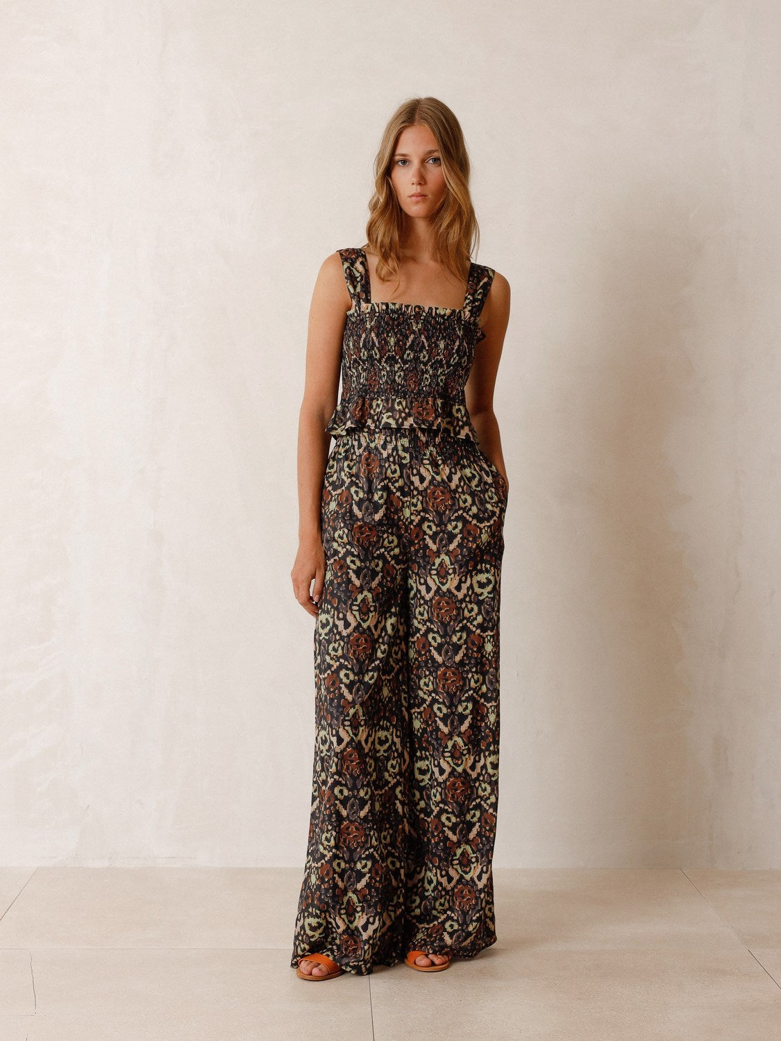 WILD LEG ETHNIC PANTS