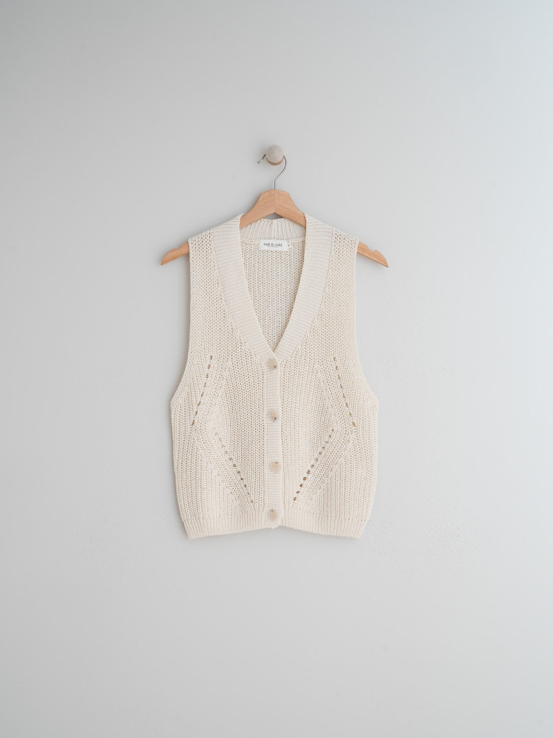 UNNECKED KNITTED VEST