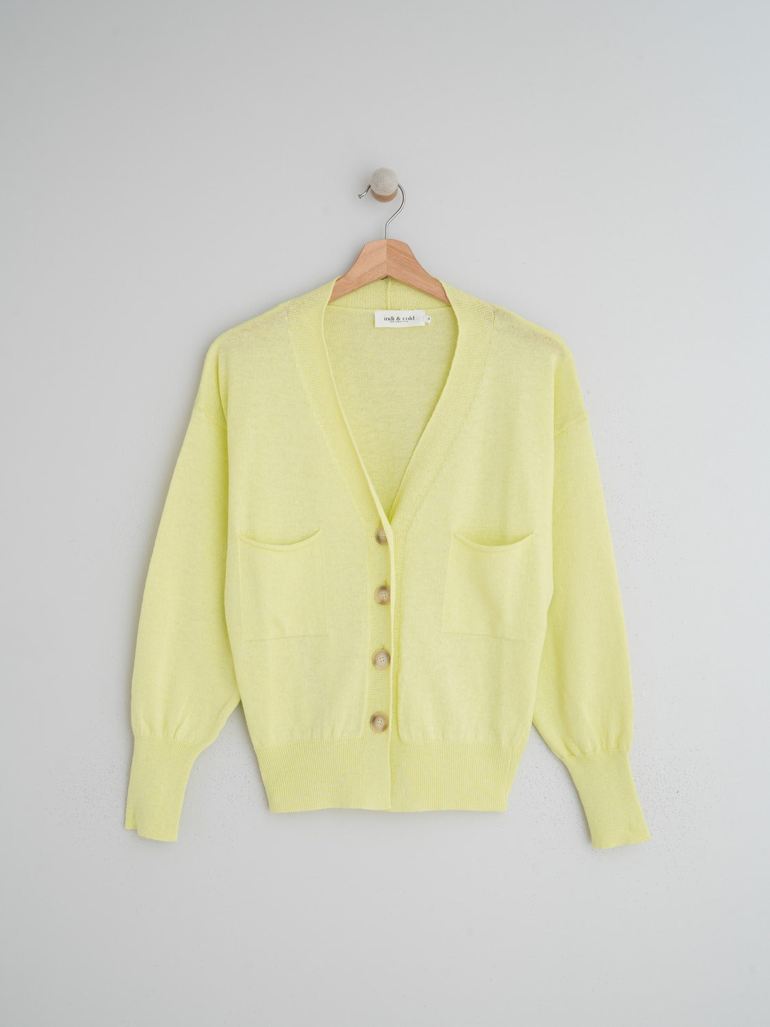 VESTE EN MAILLE BASIQUE