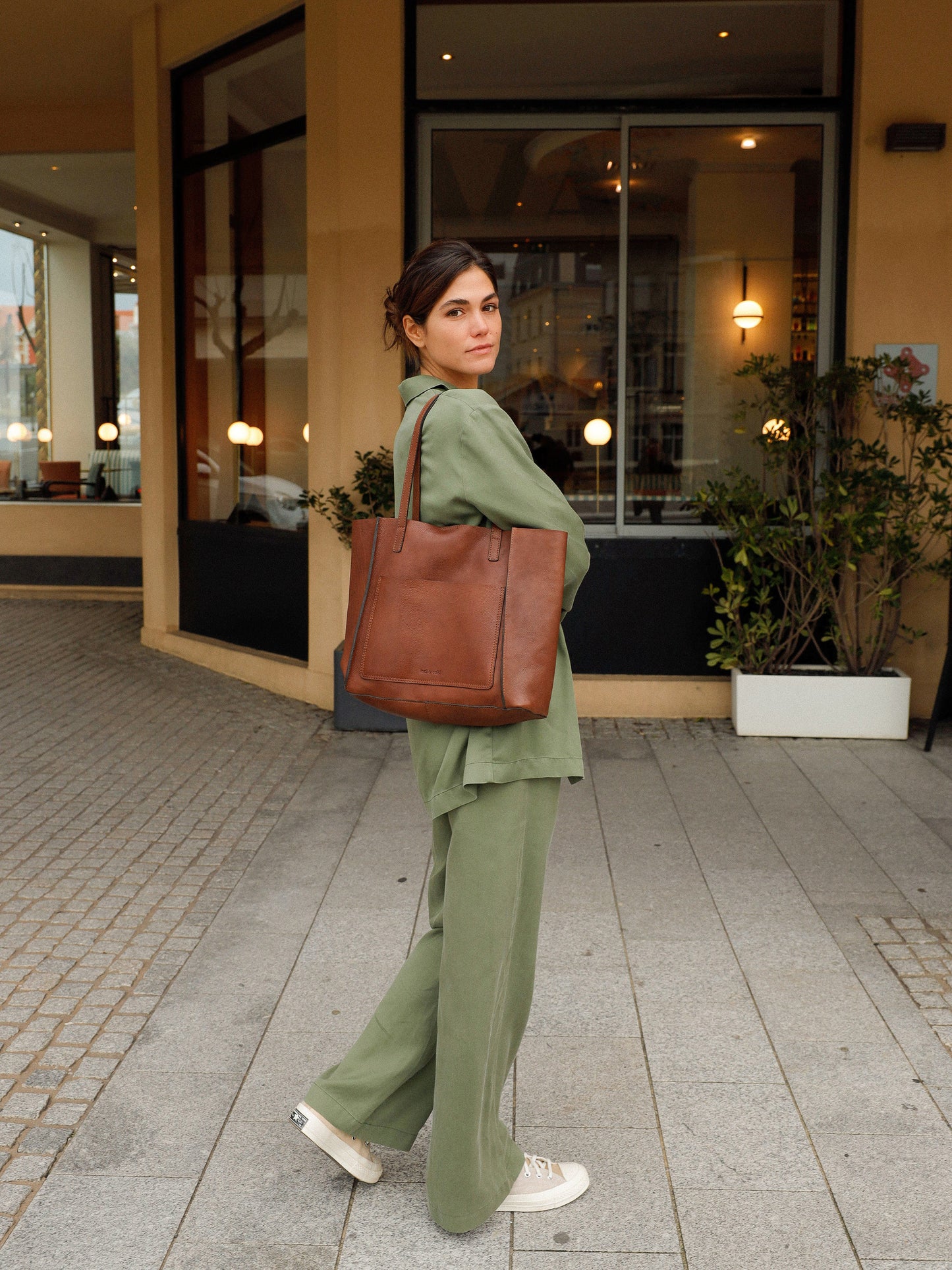 LEATHER SHOPPER BAG