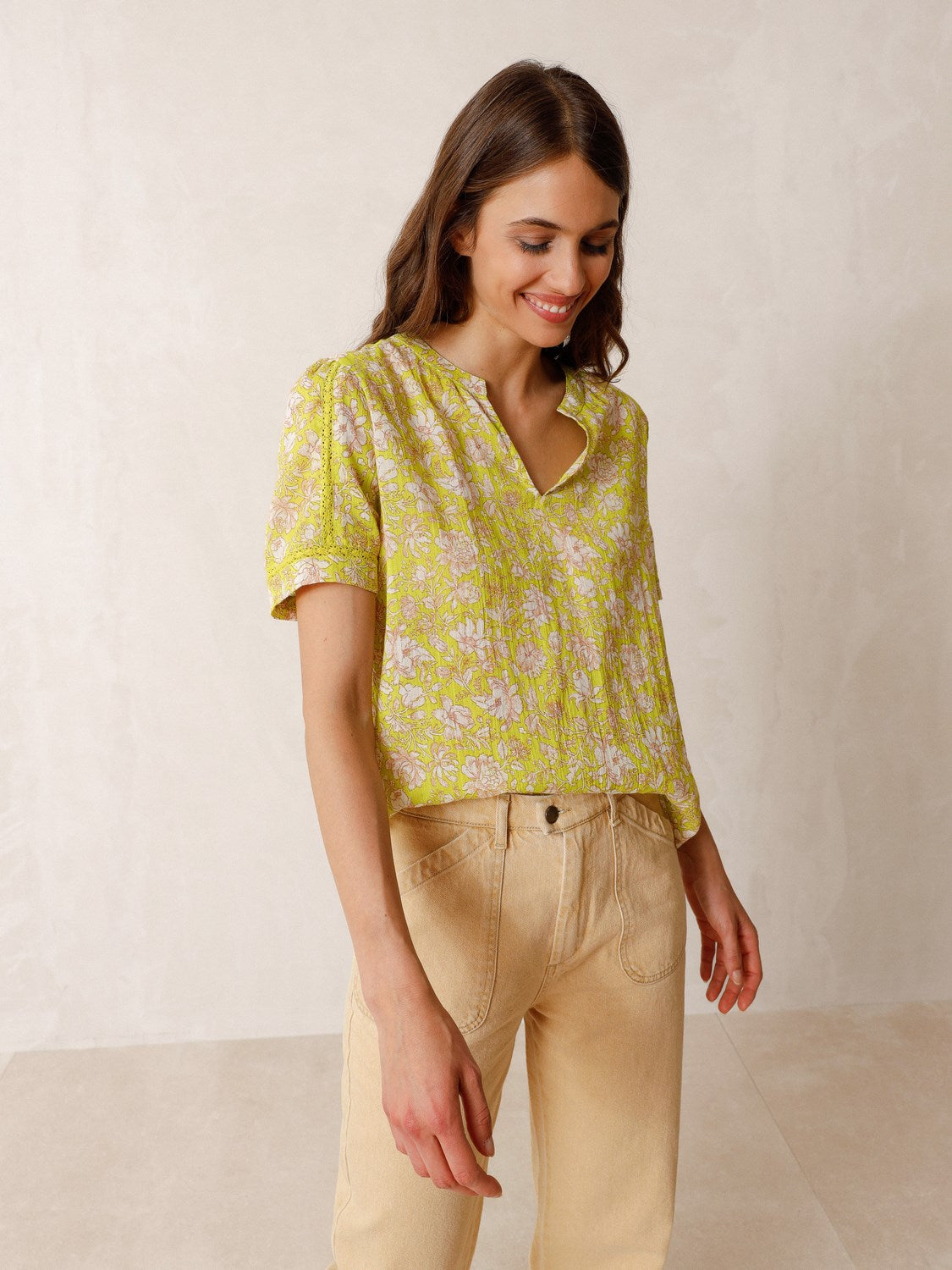 DÉTAIL DES MANCHES DE CHEMISE