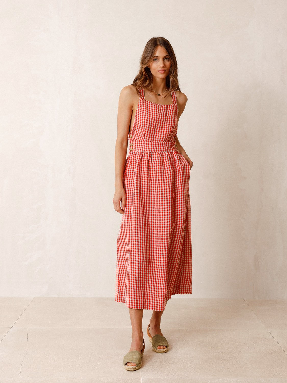 VESTIDO MIDI TIRANTE