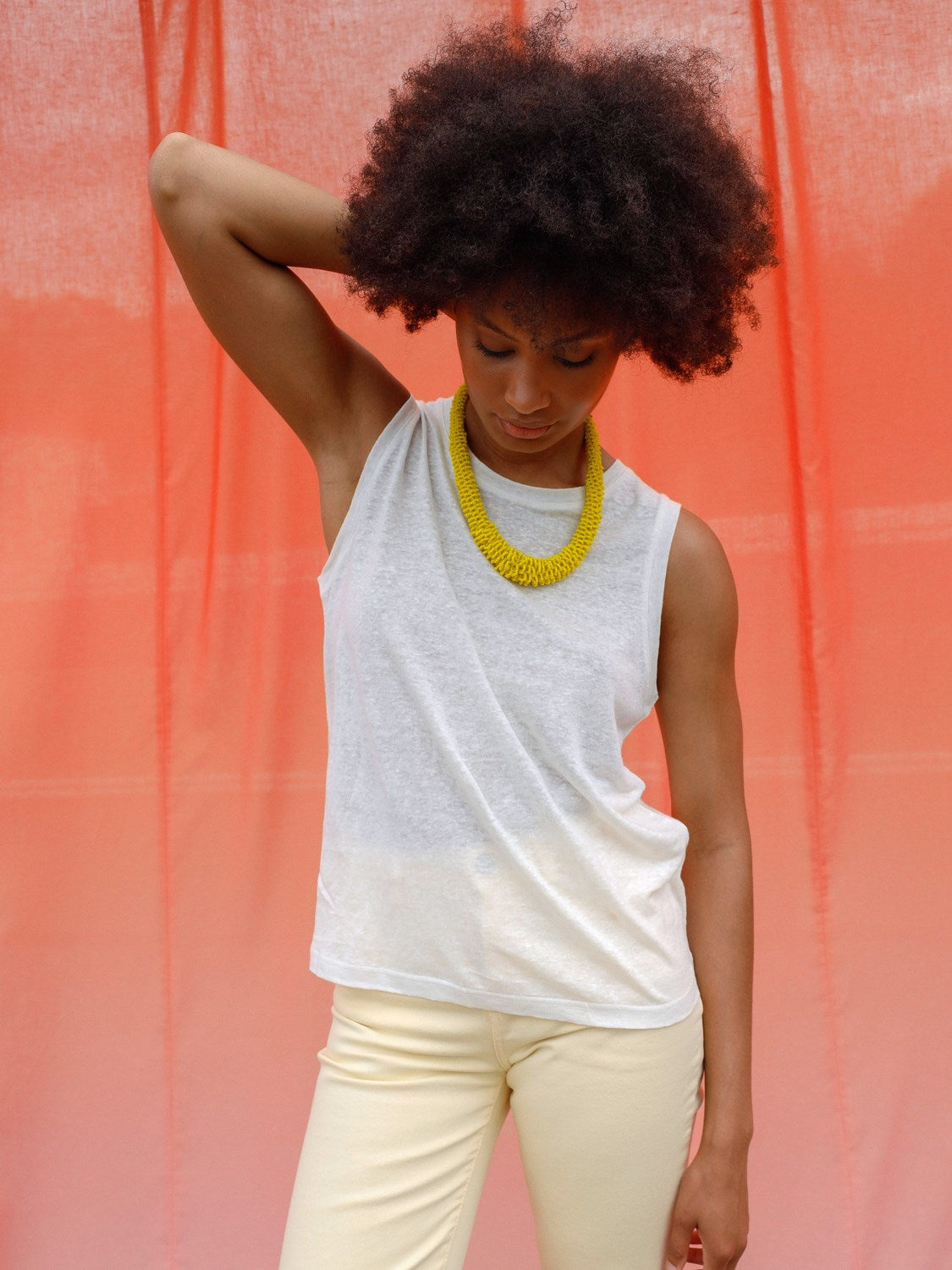 ARMHOLE SLEEVE T-SHIRT