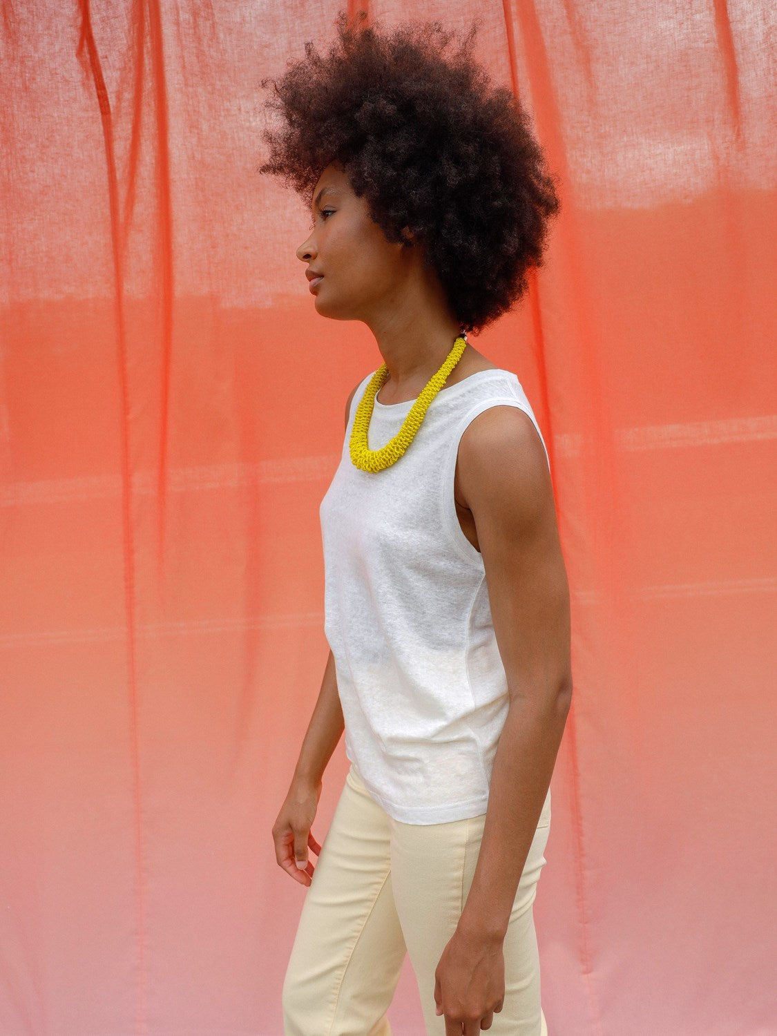 ARMHOLE SLEEVE T-SHIRT