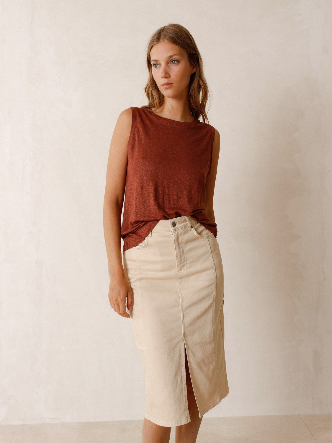 ARMHOLE SLEEVE T-SHIRT