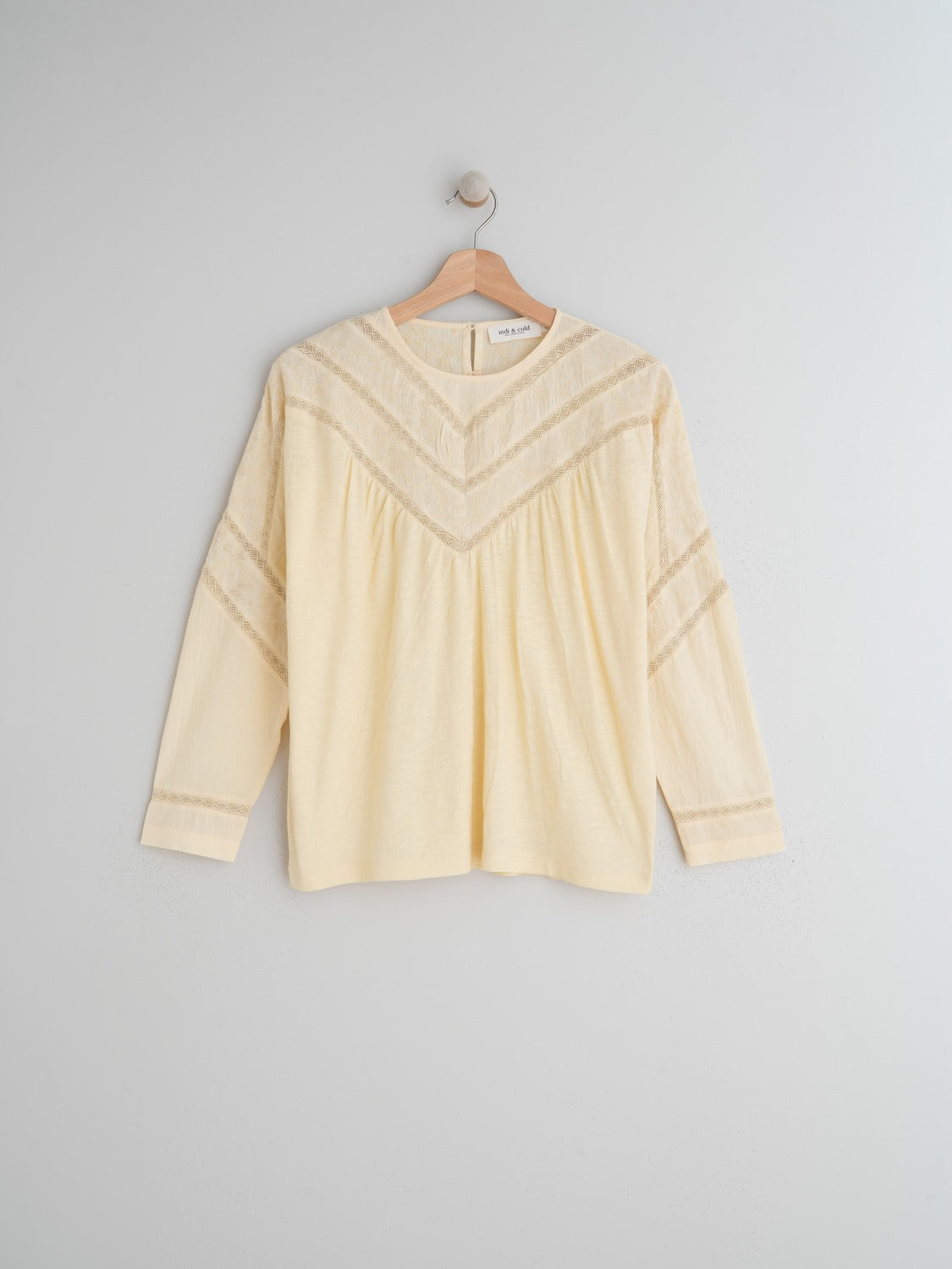 CAMISETA COMBINADA MANGAS