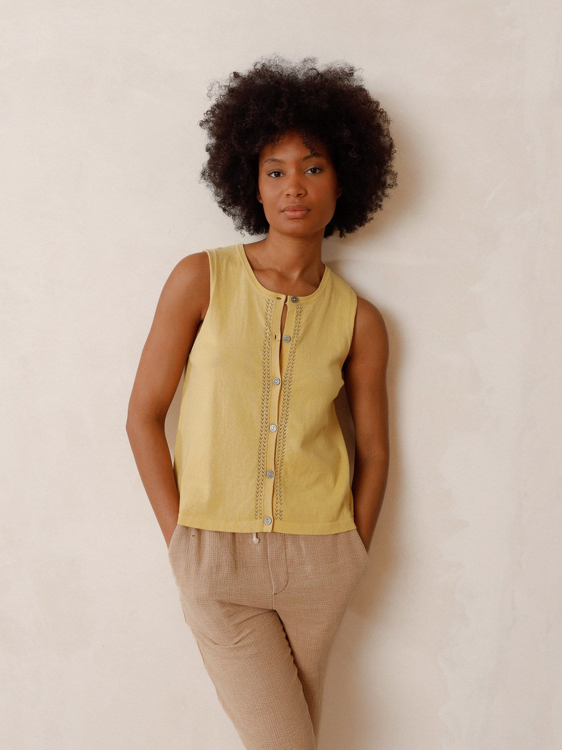 BASIC KNITTED VEST
