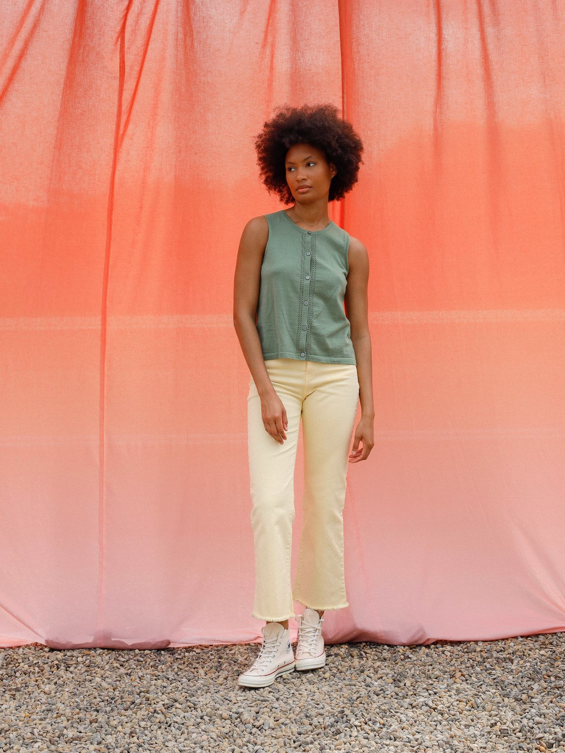 BASIC KNITTED VEST