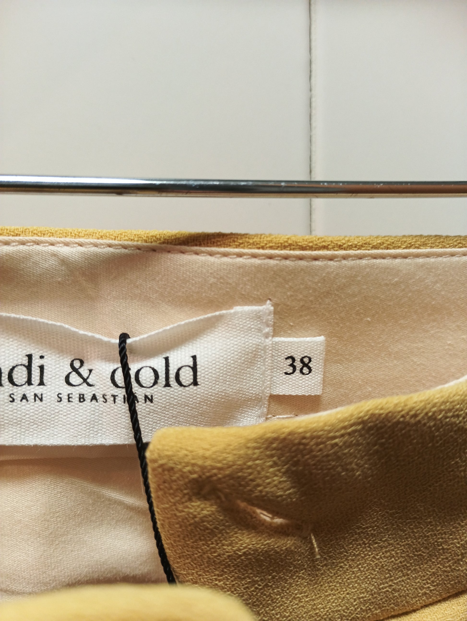 second_hand