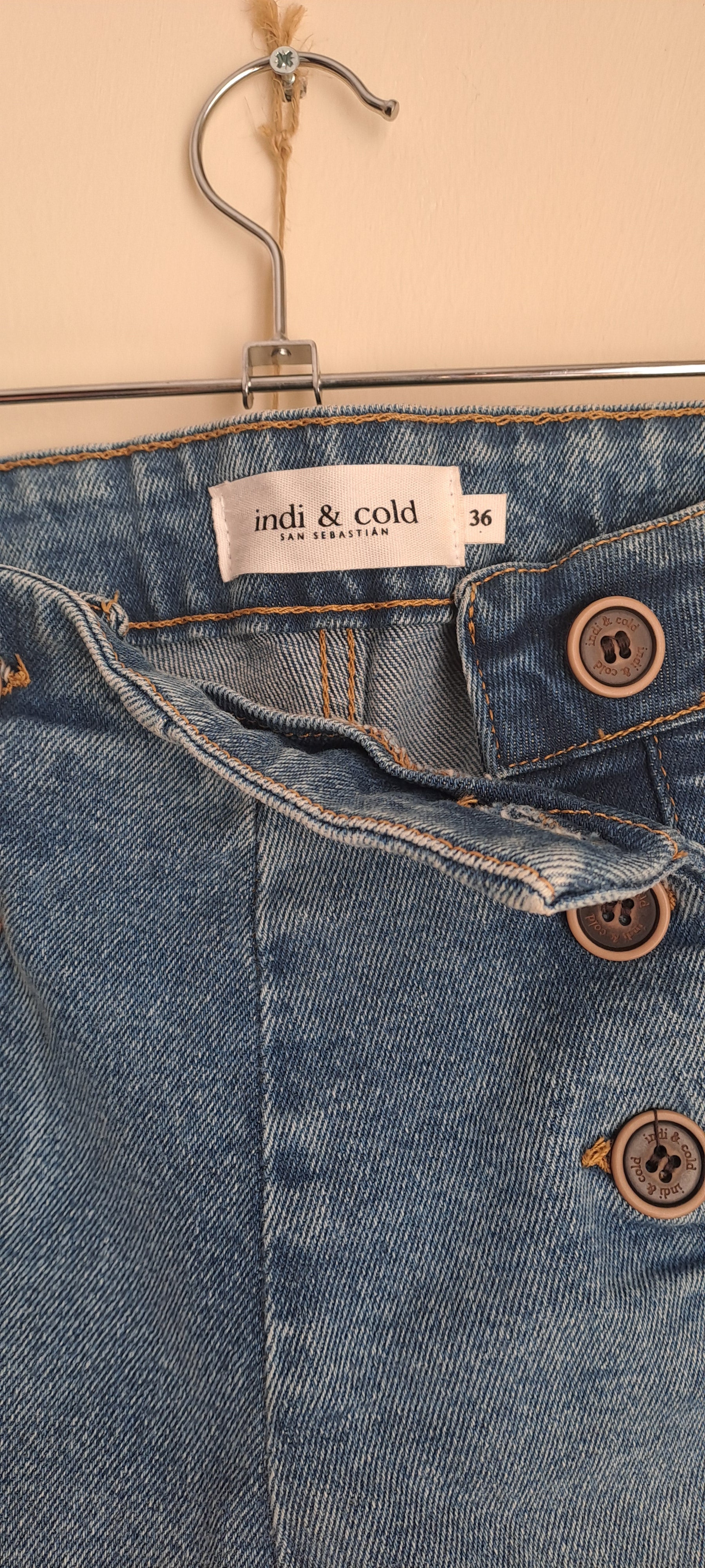 second_hand