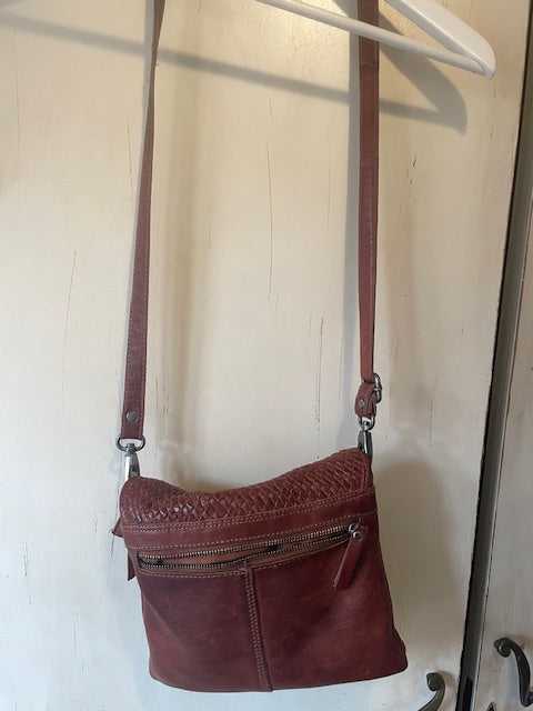 LEATHER BAG