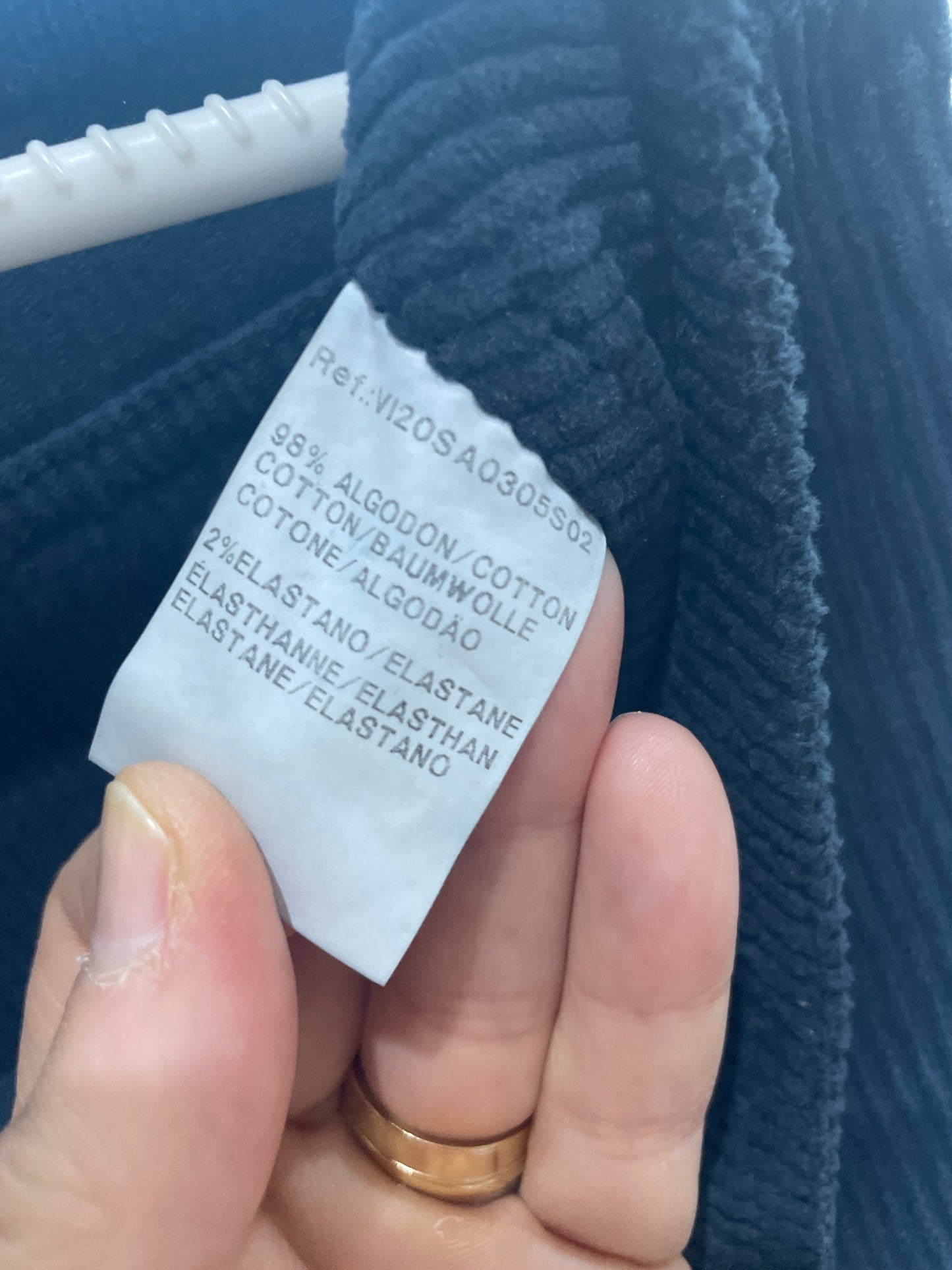 Pantalon bleu en velours côtelé