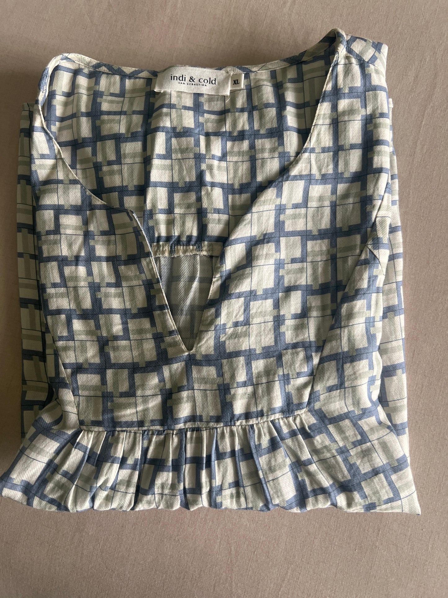 BAHÍA V-NECK BLOUSE