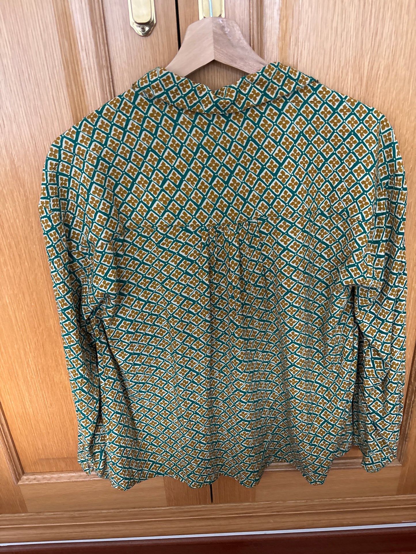 Camisa retro verde