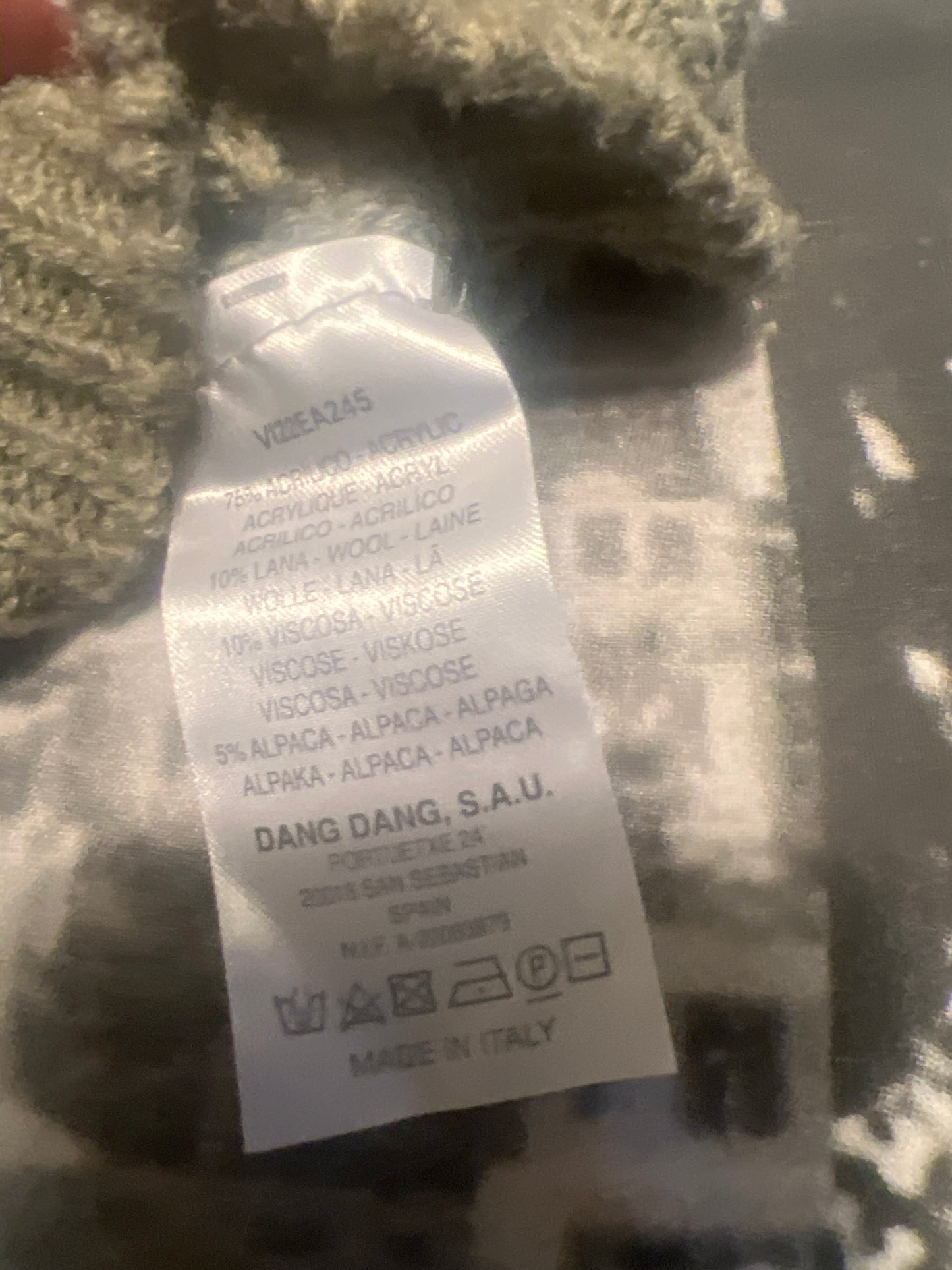 PULL COL PERKINS À BOUTONS