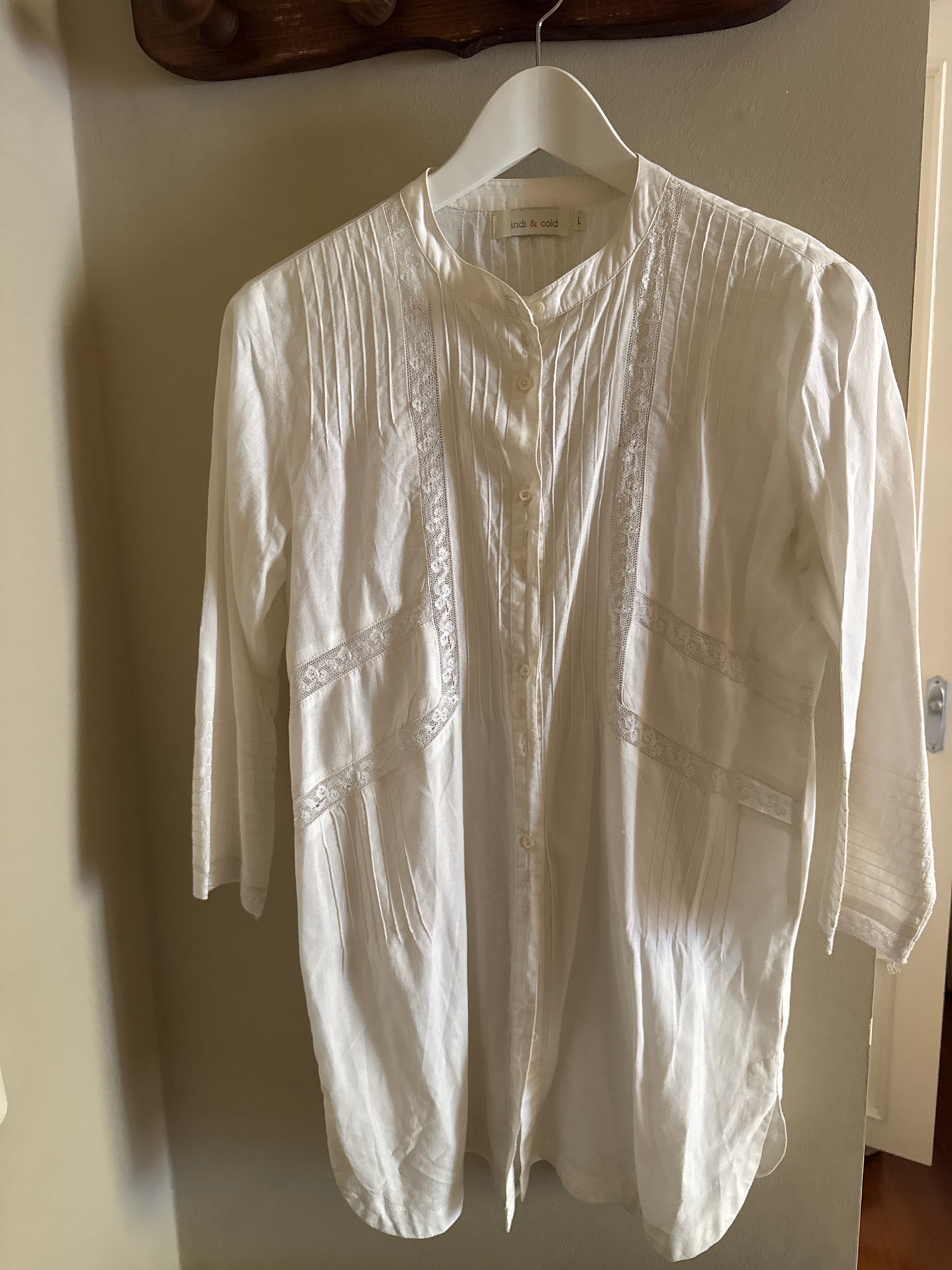 Camisa larga color crudo